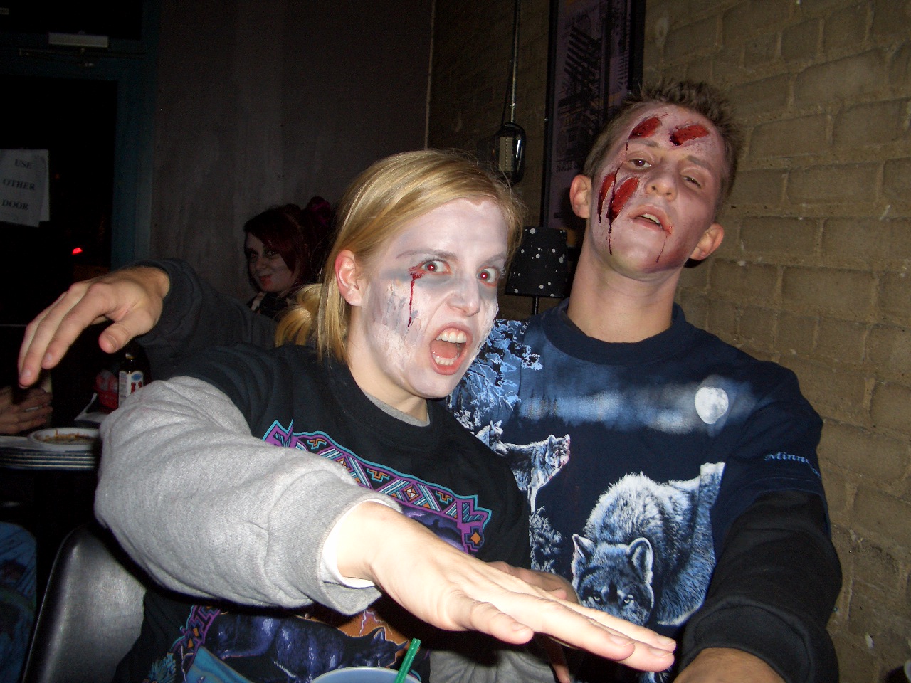 Zombie Pub Crawl! (30).JPG